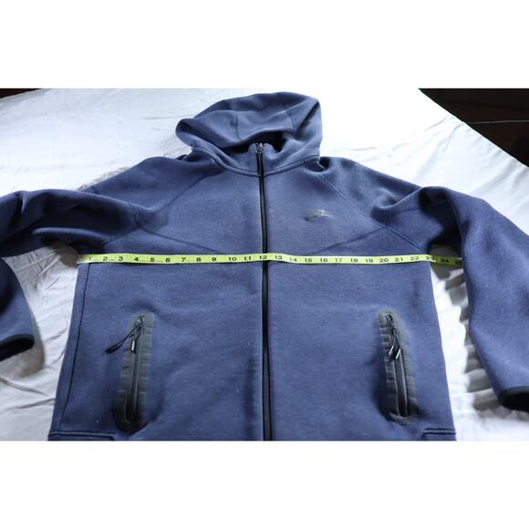 Nike Tech Full-Zip Hoodie Men’s Large Navy Blue – Water-Resistant Zipper Pockets - Picture 5 of 10